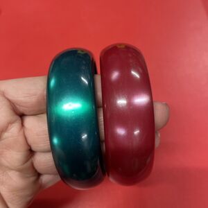 2 Vintage Moonglow Lucite Bangle Bracelets Green Pink Red